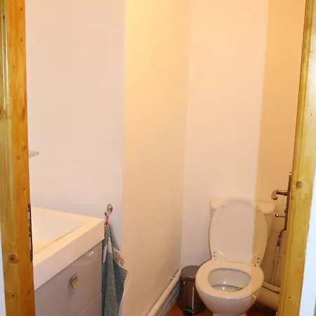 Hébergement de vacances Maison Calme, 4ch/7pers, Avec Piscine à Débordement *
