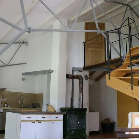 Maison Calme, 4ch/7pers, Avec Piscine à Débordement *